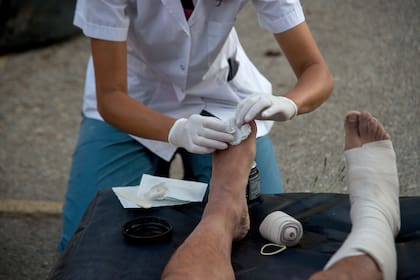 Con los puestos médicos de avanzada buscan descomprimir los hospitales