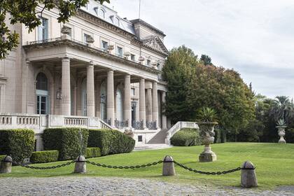 Con marcado estilo francés, la construcción del Palacio Sans Souci comenzó en 1914.
