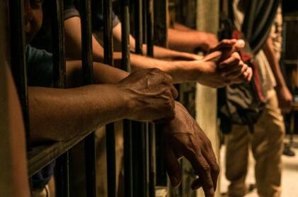 Con más de 20 años de residencia sin papeles en EE. UU., la mujer enfrenta ahora uno de los momentos más difíciles de su vida