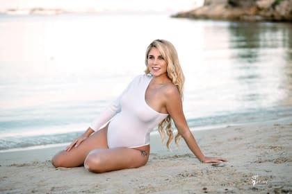 Con más de un millón de
seguidores en redes sociales, la
influencer argentina revela que
está estudiando para dedicarse
a la organización de eventos y
ser wedding planner