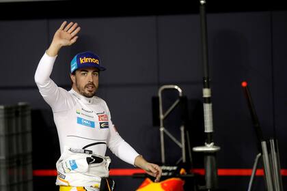 Con McLaren y en el Gran Premio de Abu Dhabi, del 25 de noviembre de 2018, Fernando Alonso protagonizó la última función en la Fórmula 1; el español se estrenó con Minardi, en 2001