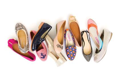 Con moño, Prüne / $1490; de pitón, Hush Puppies / $1200; de lona, Vincent / $2499; de charol, Salman / $1890; con suela de yute, XL/ $890; con aplique, Hush Puppies / $1300; estampada, Jackie Smith / $4290;con hebilla, Prüne / $1490; en punta, Bendito Pie / $2300; de charol, Jackie Smith / $3990