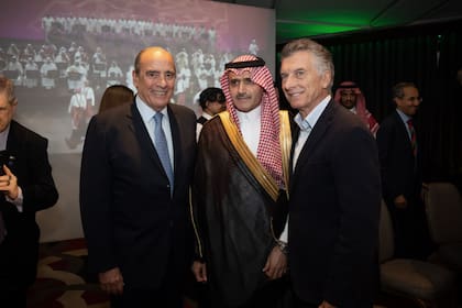 Con motivo del 95º aniversario de la unificación del Reino de Arabia Saudita, participamos de la celebración junto al embajador Hatem Ghormulla Alghamidi