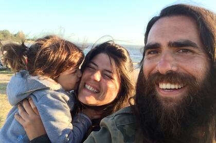 “Con nuestra experiencia aprendimos en carne propia aquello de `no necesitamos tanto para ser felices´"