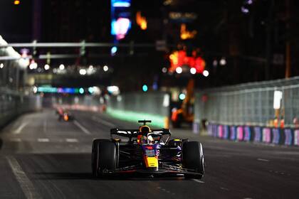 Con otro gran premio nocturno, el de Abu Dhabi, la Fórmula 1 cerrará la temporada.