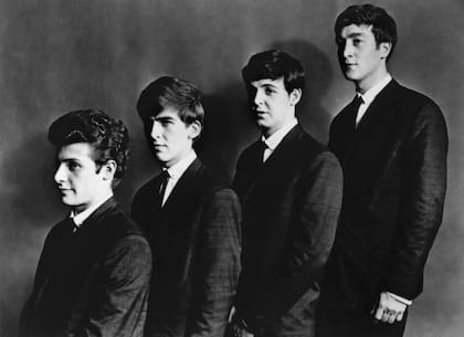 Pete Best, George Harrison, Paul McCartney y John Lennon