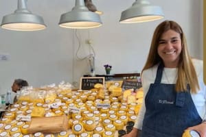 Heredó un tambo, lo reconvirtió y creó una pyme que crece por sus quesos