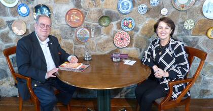 Con Rosalía Arteaga