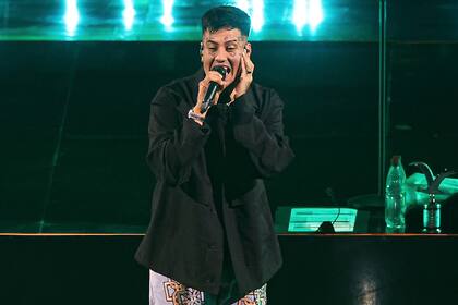 Con su anterior gira ADA TOUR, se presentó con dos shows en el estadio River Plate y uno en el Estadio Bernabéu