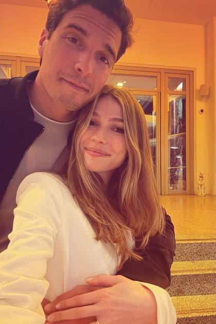 Con su flamante mujer
Amanda Dubin, con quien se casó el 17 de
enero en Miami