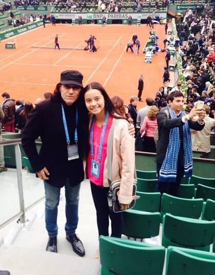 Con su hija Adanin en el Philippe Chartier