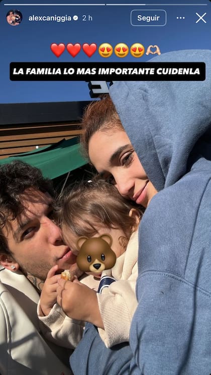 Con su hija en brazos, Alex y Melody sorprendieron con una postal familiar (Captura: Instagram @alexcaniggia)