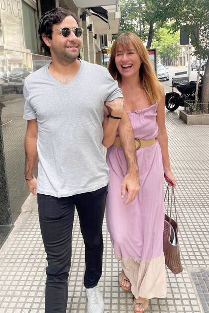 Con su hijo mayor, Karim, quien vino a la Argentina en marzo pasado, en representación de sus dos hermanos para acompañar a su mamá, que fue operada del riñón. “Hacía diez años que él no venía a Buenos Aires”, dice Gabriela.