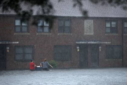 Florence está dando las primeras muestras de su potencia, intensas lluvias están provocando graves inundaciones
