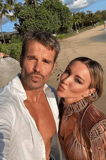 Con su novio, al actor canadiense
Stephen Huszar, durante sus
últimas vacaciones en la isla de
Maui, Hawái