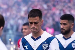 Duro comunicado de Vélez: exigió el regreso de Valentín Gómez y apuntó contra su entorno