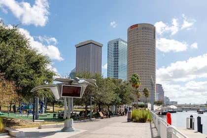 Con un costo de vida moderado y oportunidades laborales, la ciudad de Tampa es una de las más buscadas