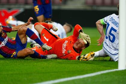 En su regreso a la titularidad, Ter Stegen tuvo bastante trabajo ante Dinamo Kiev