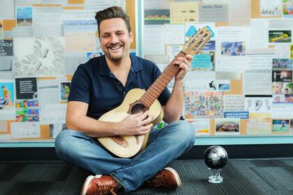 Con una formación como ingeniero, Diego Reijtman cuenta cómo pudo adaptar su rol y conocimiento para el proceso de reclutamiento de jóvenes estudiantes