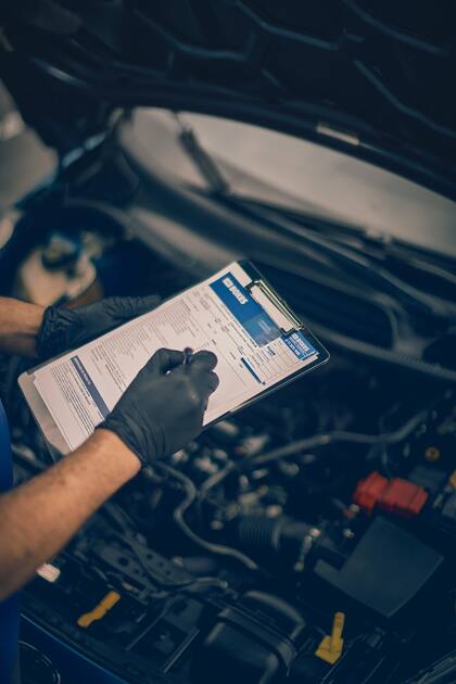 Con YPF Boxes, ponés el motor en manos de especialistas.