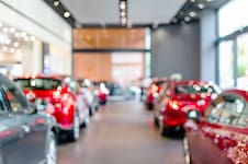 Autos: qué rebajas de precios ofrecen los concesionarios y cómo se vive la caída de ventas 
