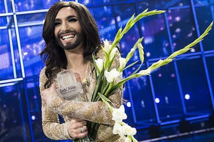 Conchita Wurst, radiante con su premio