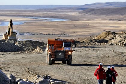 Cóndor Cliff, complejo hidroeléctrico sobre el río Santa Cruz