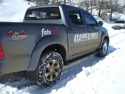 Conducir en la nieve sin cadenas puede ocasionar la pérdida de adherencia de los neumáticos y provocar accidentes
