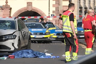 Conductor arrolla a peatones en ciudad alemana de Leipzig y mata a dos personas