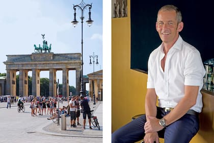 La Puerta de Brandenburgo, de estilo neoclásico, se terminó de construir a fines del siglo XVIII. Es símbolo tanto de Berlín como de toda Alemania. Harald Pignatelli fue un guía de lujo que nos abrió las puertas (muchas, ocultas) de su ciudad natal.