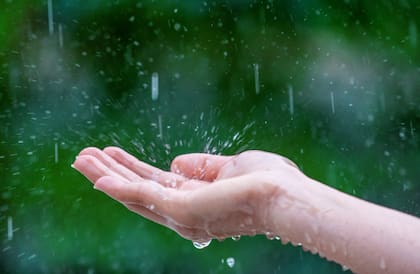 Conectar con la lluvia es un ritual detox ideal para las personas de Piscis