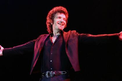 Conexión argentina: Gino es fanático de Astor Piazzolla y trabajó con Alejandro Lerner y con Luis Alberto Spinetta