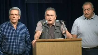 Juan Carlos Schmid, secretario general de la CGT, al anunciar el paro de hoy