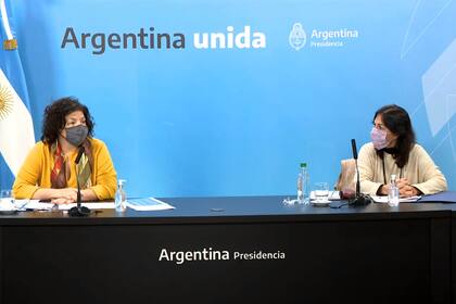 Conferencia de Carla Vizotti y Vilma Ibarra
