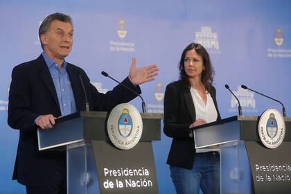 Conferencia de Mauricio Macri junto a Carolina Stanley en la Quinta de Olivos el 28 de septiembre de 2016