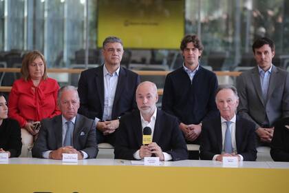 Conferencia de prensa de Horacio Rodríguez Larreta junto a su equipo