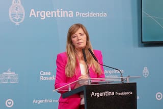 La respuesta del Gobierno tras la nueva suba del dólar: “Los movimientos son ínfimos, solo unos pesos”