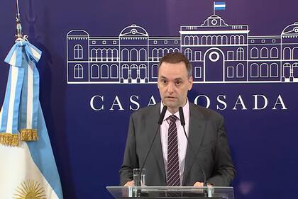 Conferencia de prensa de Manuel Adorni