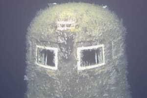 Confirman que un submarino nuclear hundido en 1989 todavía libera radiación