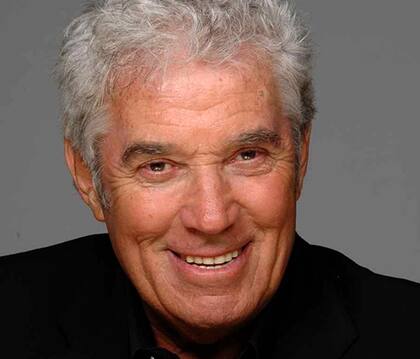 “Conmigo esperaban que llegara la plata: del comercio, de la medicina, de cualquier lado menos de la música. La música era una mala palabra”, recordaba Chico sobre esos tiempos juveniles