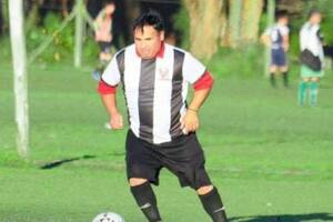 Conmoción en La Plata: jugaba un partido de fútbol amateur, se descompensó y murió