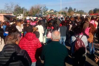 Conmoción en San Miguel del Monte por la muerte de cuatro jóvenes en un confuso accidente