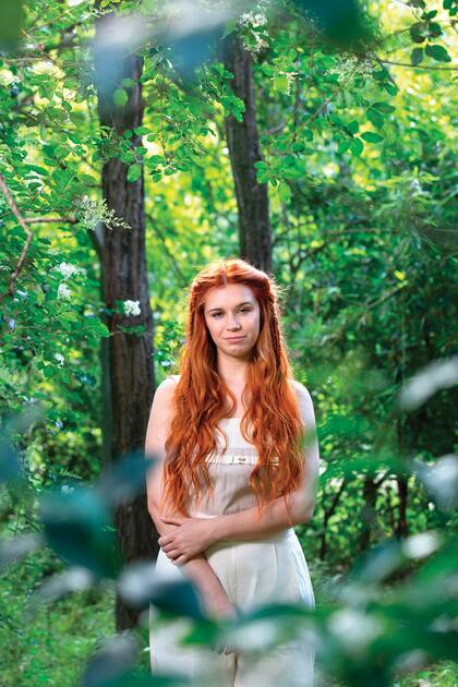 Connie Isla (26) es cantautora, actriz, vegana, activista y una de las referentes ecológicas más seguidas en las redes.