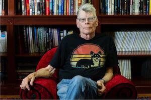 Conocido como "El maestro del terror", Stephen King utiliza habitualmente sus redes sociales para enviarle recomendaciones de series y películas a sus seguidores