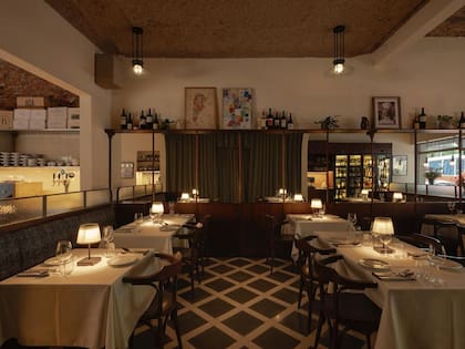 “Conocimos restaurantes premiados y prestigiosos pero siempre quisimos volver a espacios relajados con un servicio bueno y una carta fácil de entender”, dice Calu sobre su neobistró: Garabato