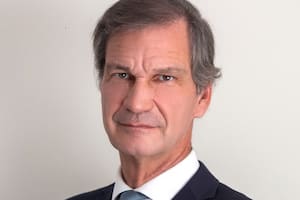 Conrado Estol, neurólogo: “Es muy malo quedarse dormido mirando una serie”