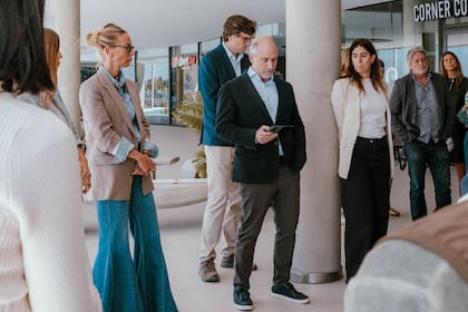 Constanza Brito, vicepresidente de Vizora; Gervasio Marques Peña, Director Comercial de La Nación, y Teresa de Elizalde, directora del Grupo de Revistas La Nación.