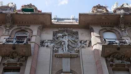 Construida en 1911, la Casa Calise busca créditos para una restauración integral