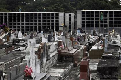 Construyen nichos en los cementerios de Río de Janeiro