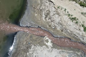 Primer procesamiento por verter efluentes tóxicos al río Salado